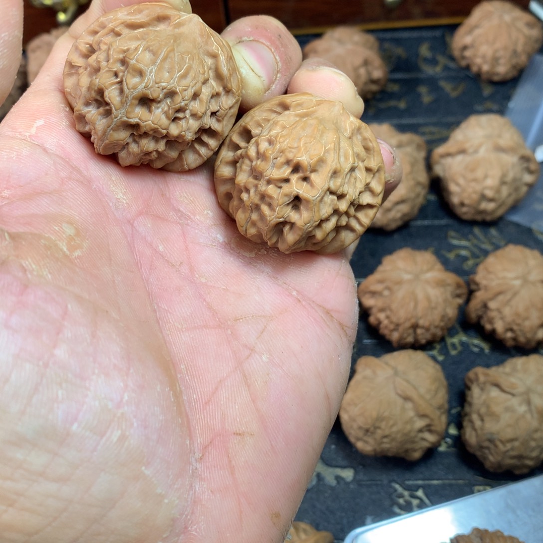 吊坠猴头核桃文玩核桃小乾坤37