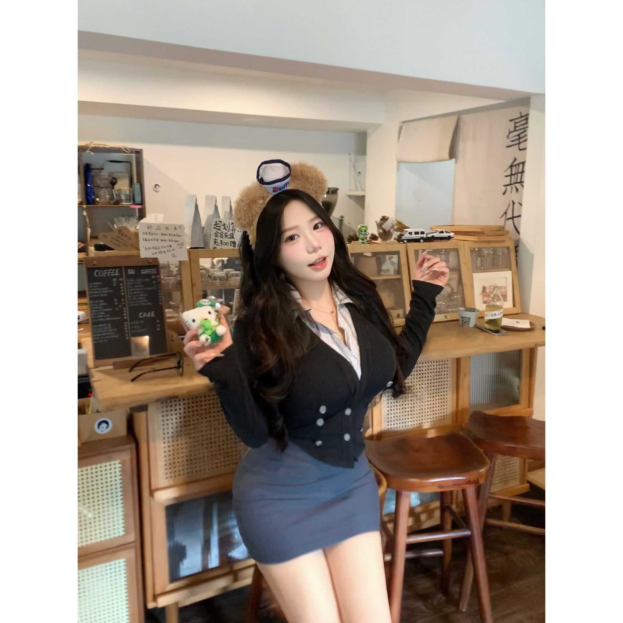 佳佳【小熊欧尼】秋季新款大码mm假两件翻领针织长袖显瘦高腰包臀裙