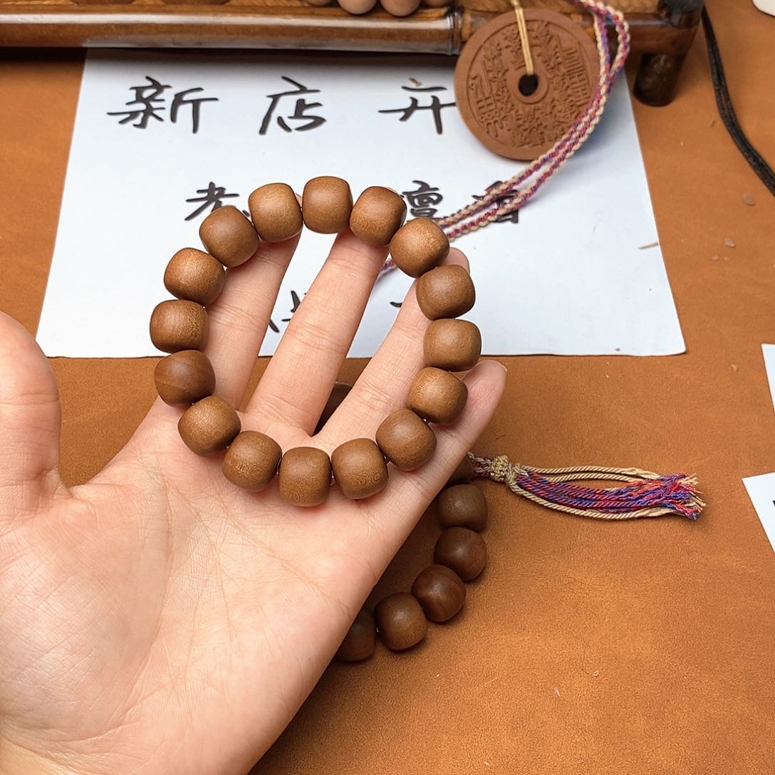 檀香木手串/手链13*14手串黑