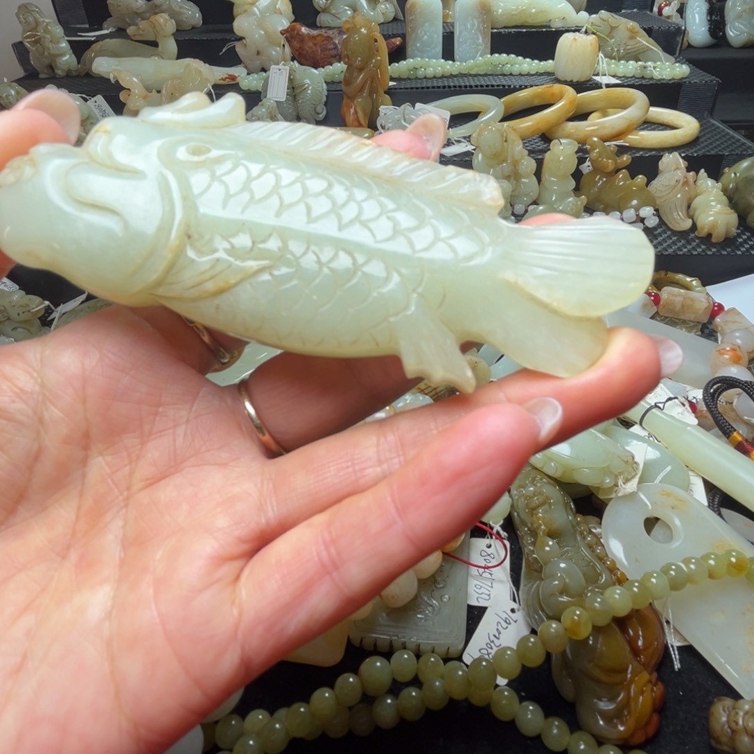 瑞***祥和田玉未镶嵌颈饰