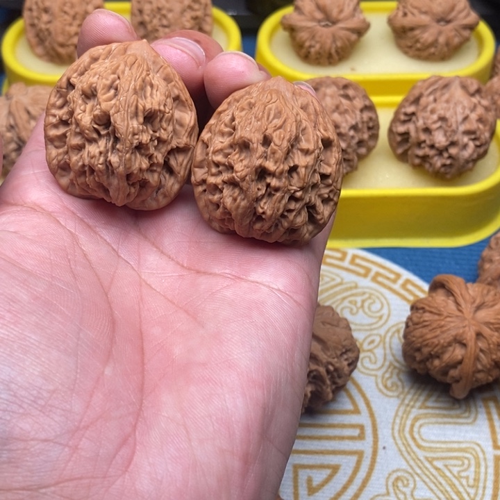 核桃手串/手链粗筋麦虎狮子头37尺