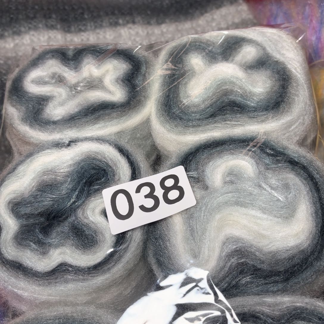 织绣马海毛038号六两