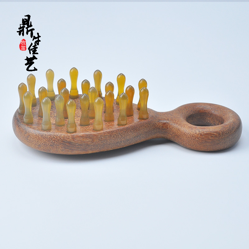 白牛角金丝檀木头部按摩梳经络疏通防静电家用梳