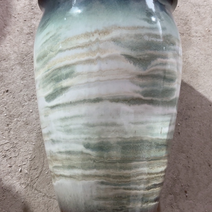 紫砂口径21高度31一只小瑕疵