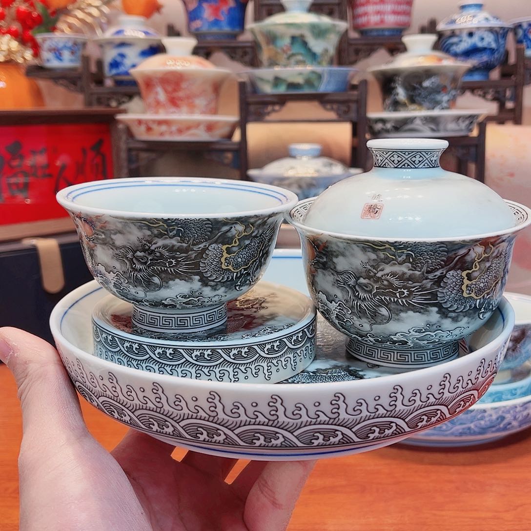 个g广告沟沟壑壑就好恍恍惚惚