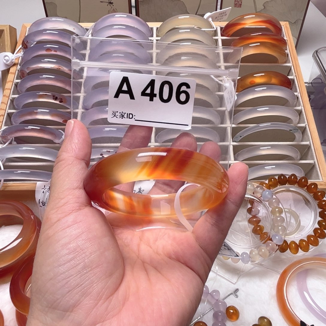 玛瑙/玉髓手镯未镶嵌微***哒406