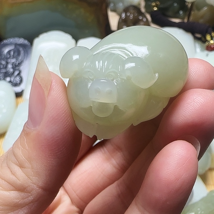 和田玉颈饰未镶嵌