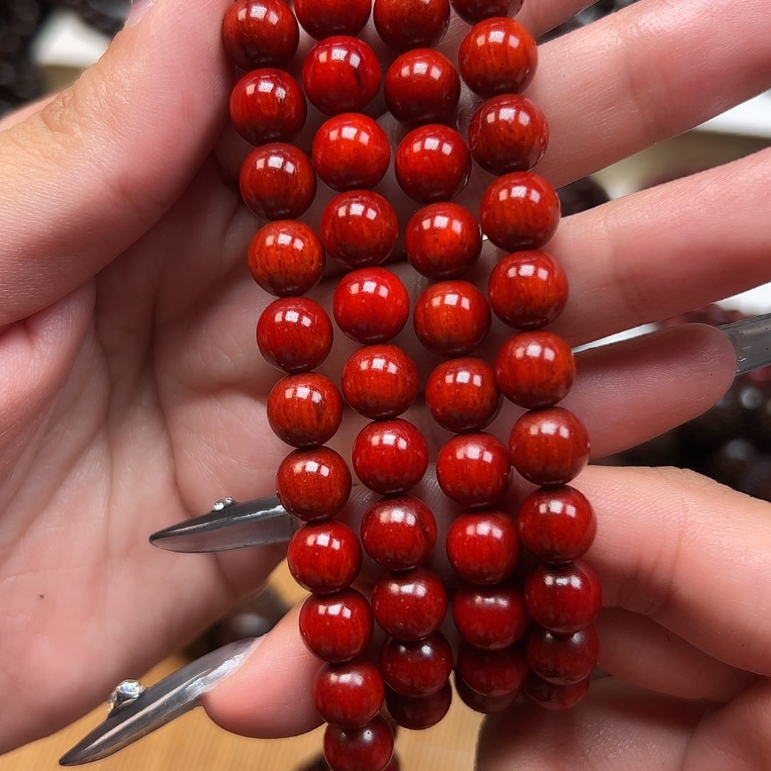 檀香紫檀（小叶紫檀）0.8高密度鸡血红泥料