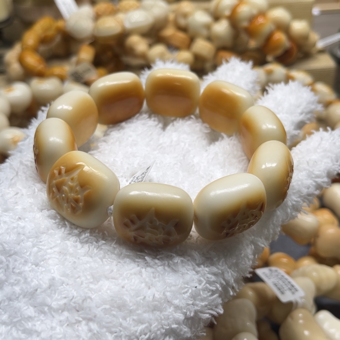 菩提根/象牙果吊坠12.14.14炭烤发财微瑕