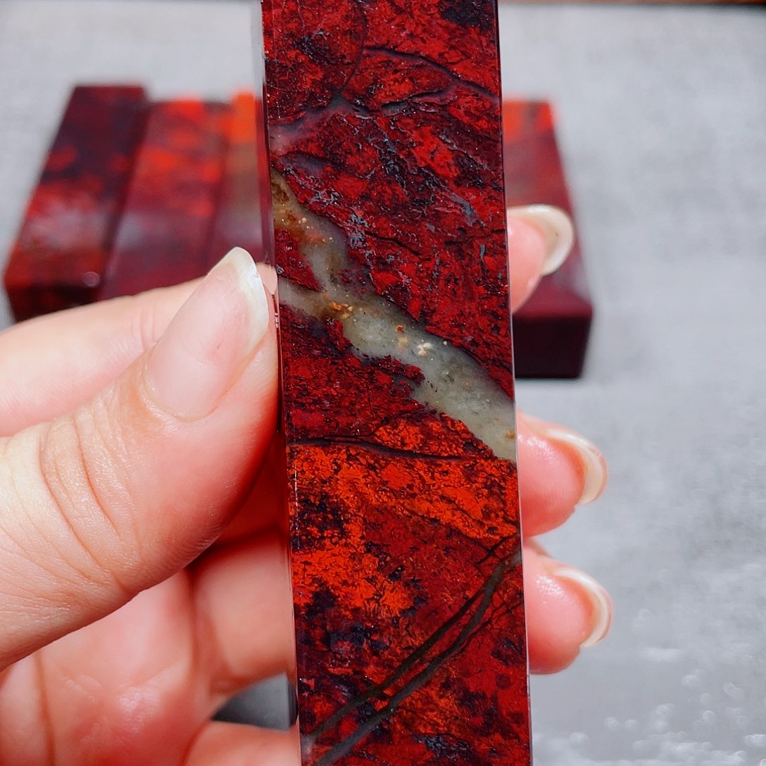 【闪购商品】玉桂林鸡血印章镇尺2