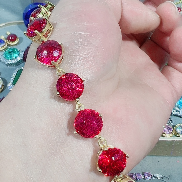 非金属红色蓝色满镶嵌