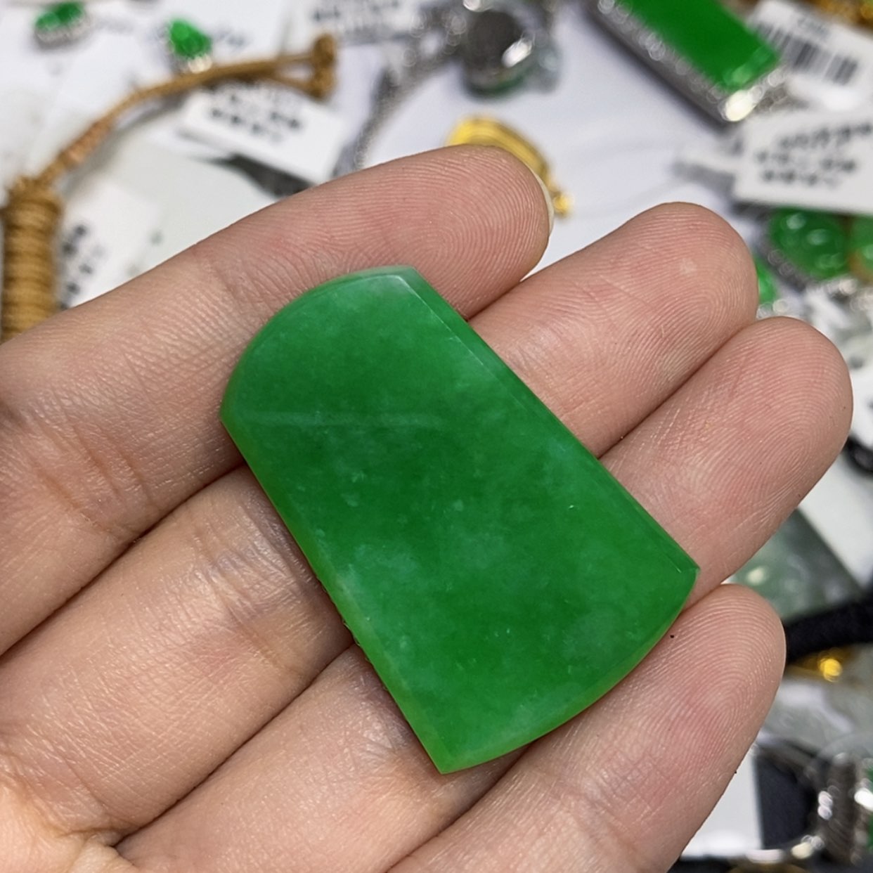 【闪购商品】颈饰未镶嵌翡翠欣***者吊坠