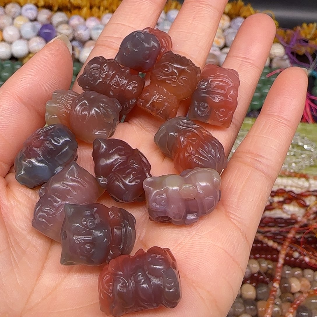 玛瑙/玉髓合金珠宝半成品盐源玛瑙一个混发不挑