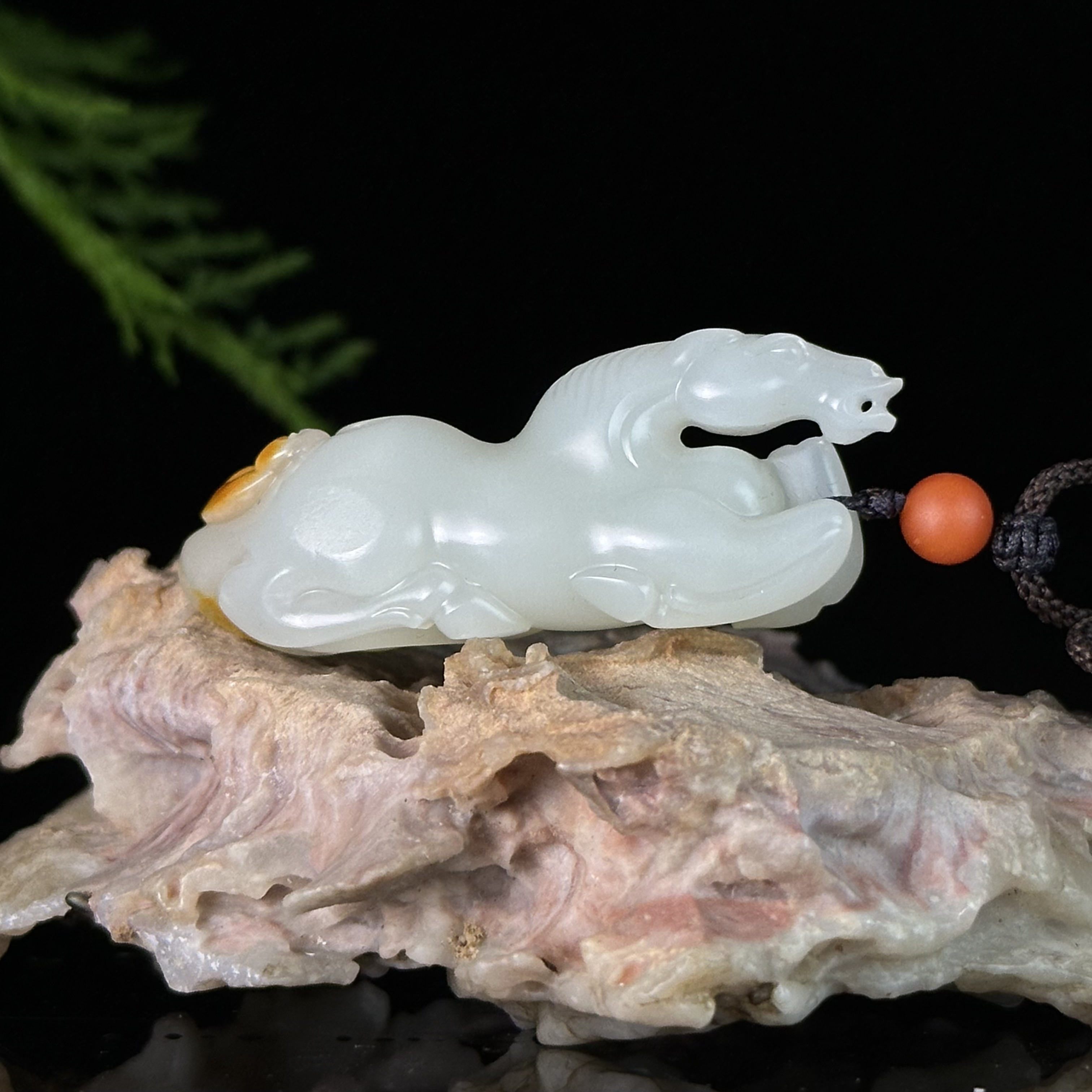 20世纪和田玉马到成功把件 WZ0116008*【上海兰馨】