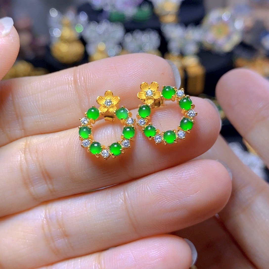 翡翠银S925镶嵌耳钉天然翡翠