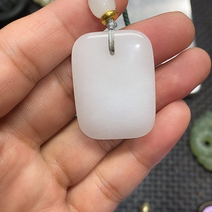 吊坠滴血莲花菩提