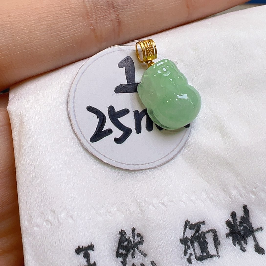 翡翠吊坠(不含链)18K金镶嵌翡翠 