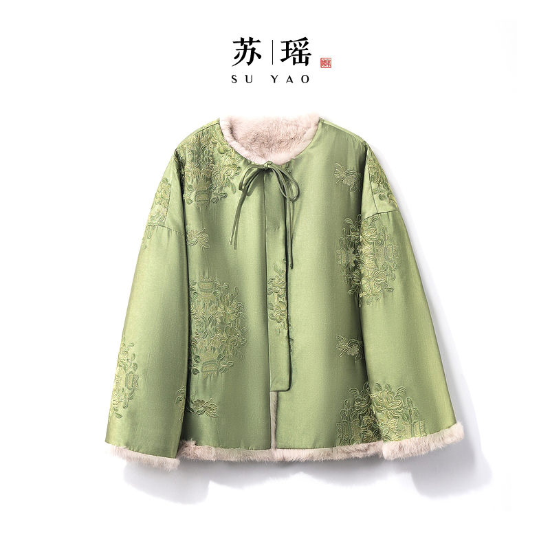 【晴婉】冬季2025新款加厚保暖新中式上衣女装皮毛一体兔毛绣花外套
