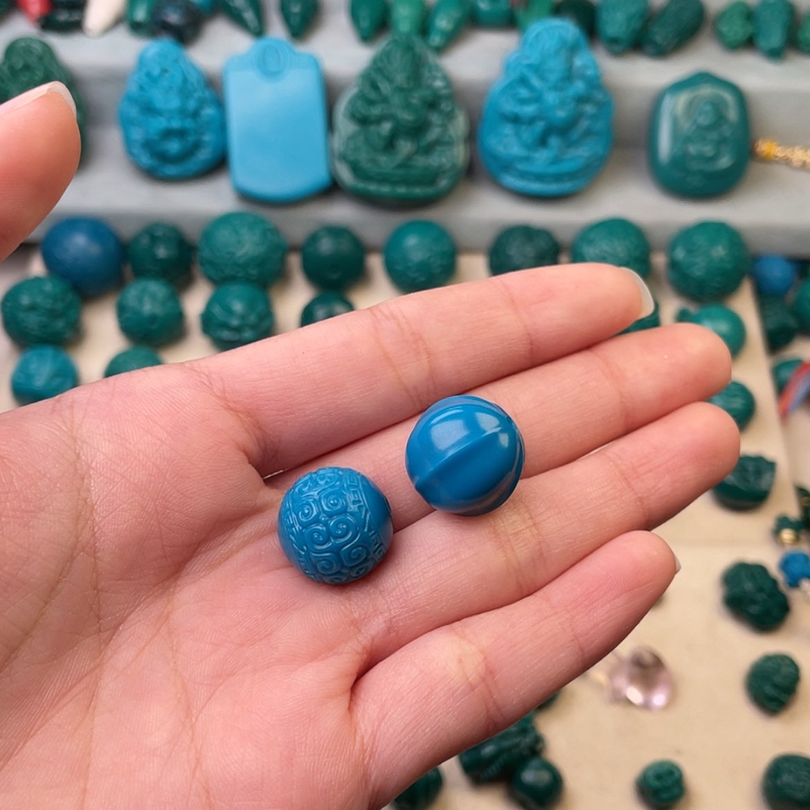 【闪购商品】琉璃非金属?**佛回纹圆珠，旁边色尺寸12十九个