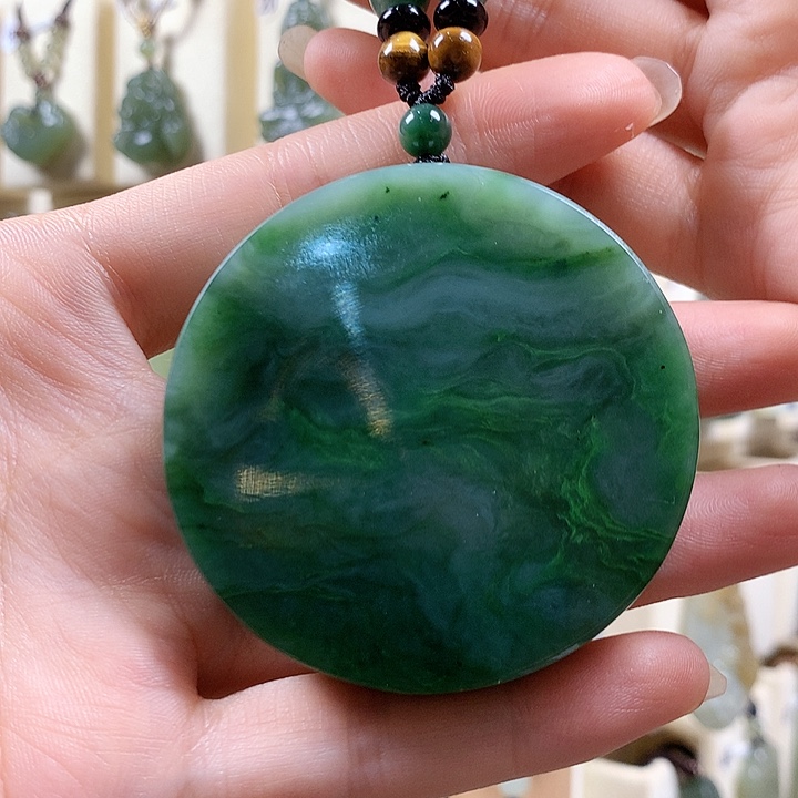 颈饰未镶嵌和田玉一****）