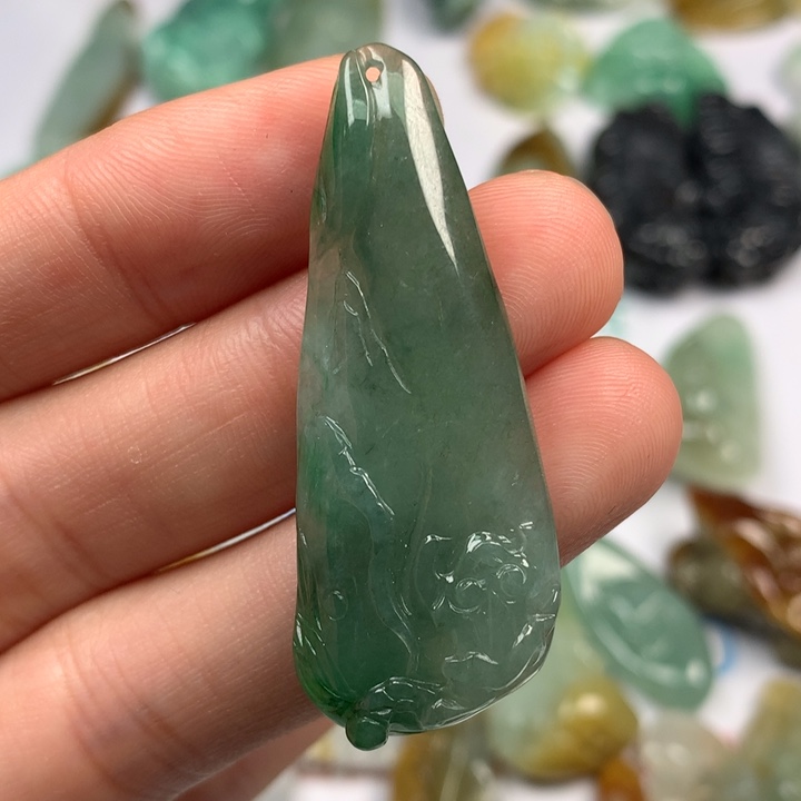 颈饰未镶嵌翡翠翡翠