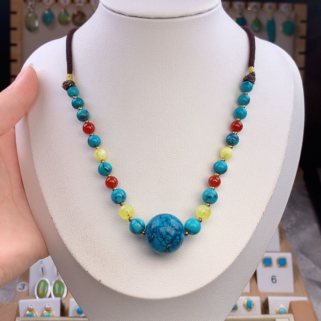 绿松石未镶嵌颈饰