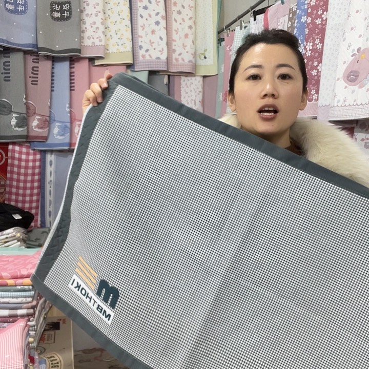 棉特价促销黑色字母