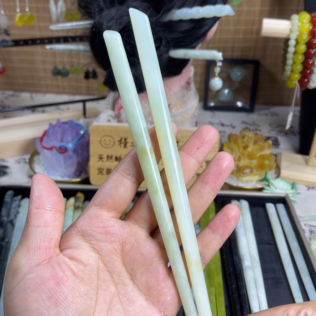 蛇纹石玉未镶嵌发饰