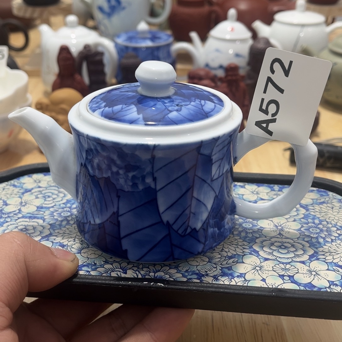 默认微瑕瓷器、茶具、壶、摆件，介意勿拍 