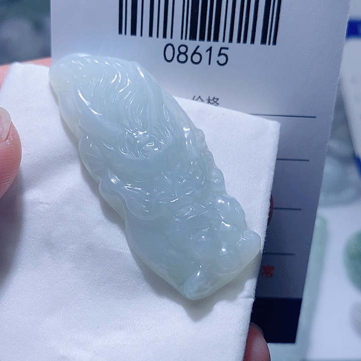 翡翠未镶嵌颈饰天光墟翡翠市场现金代购