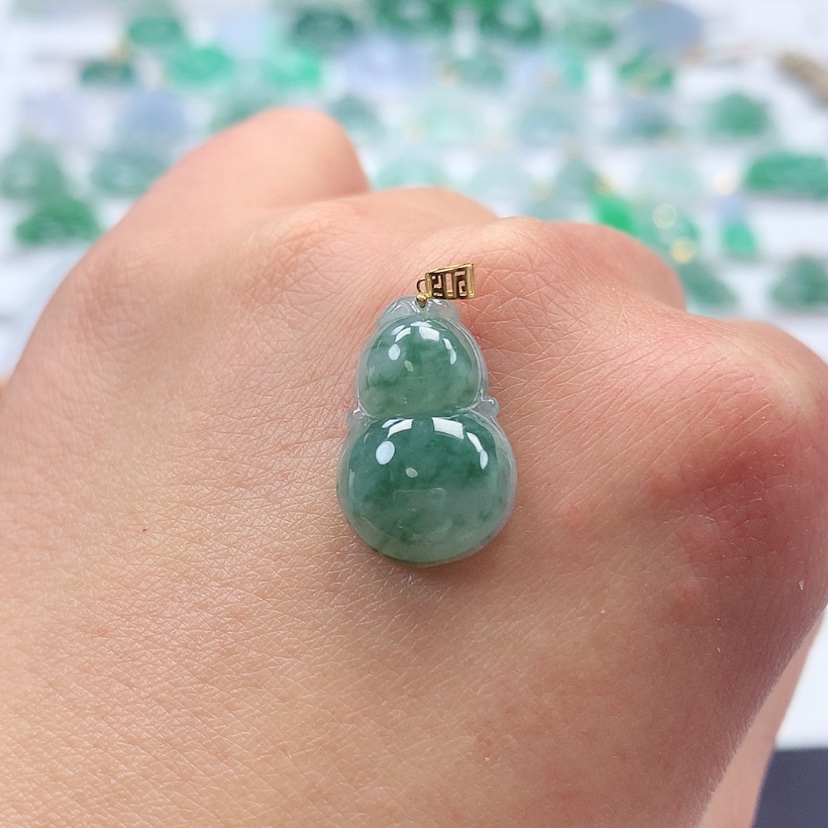 【闪购商品】翡翠吊坠(赠链)18K金镶嵌