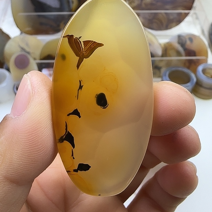 玛瑙/玉髓未镶嵌颈饰