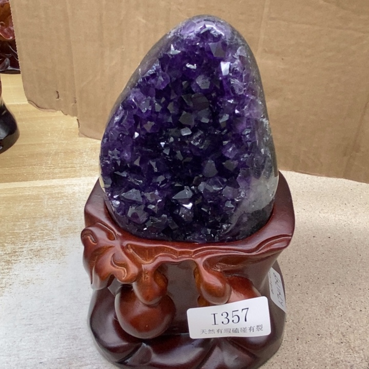 紫晶大型摆件（非配饰）未镶嵌
