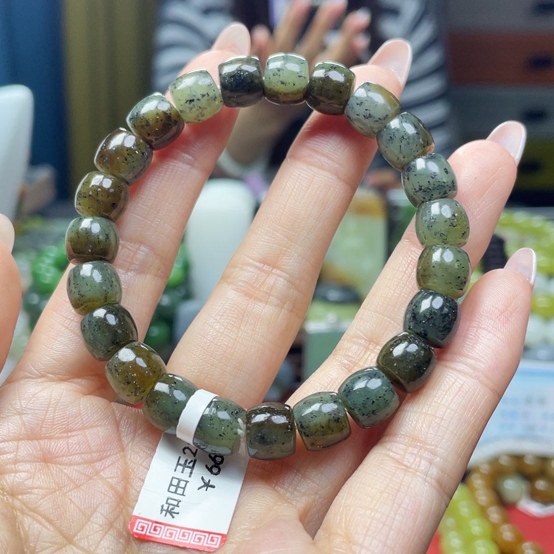 未镶嵌手链和田玉