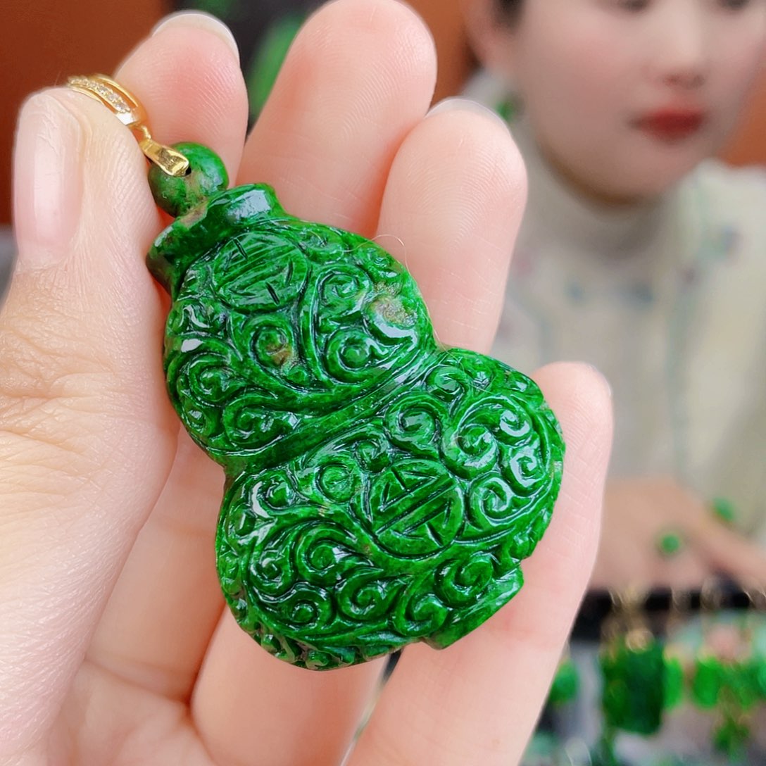 翡翠未镶嵌耳饰饰品