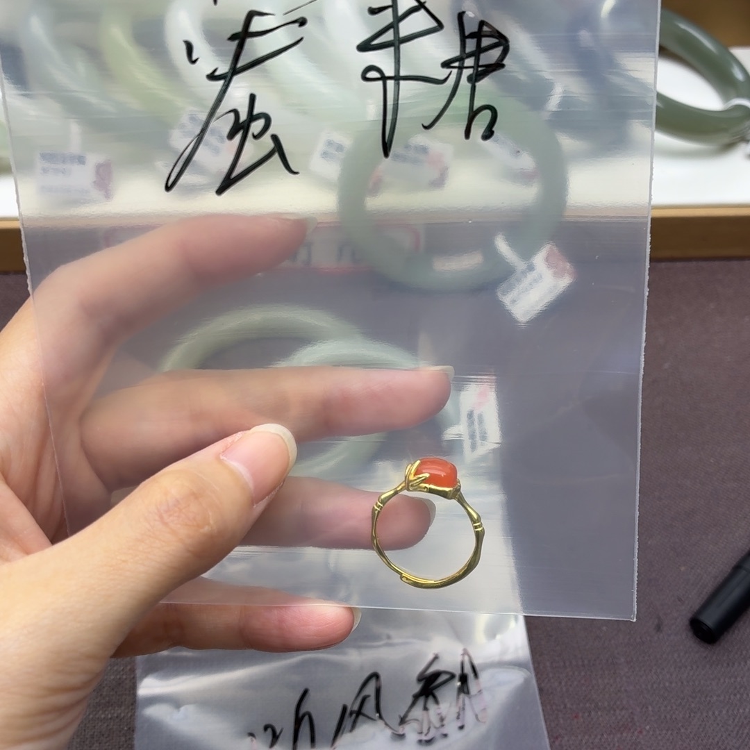 蜜***️和田玉未镶嵌手镯