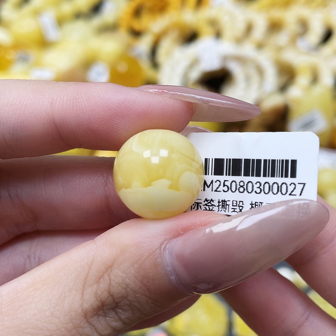 琥珀未镶嵌裸石16.1mm妖花圆珠 平头瑕