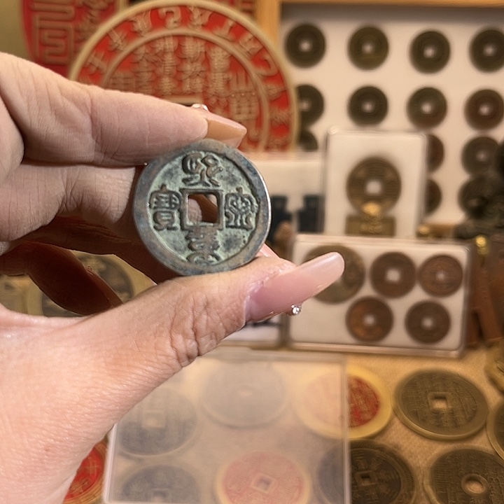 D***1铜现代翻砂工艺作品