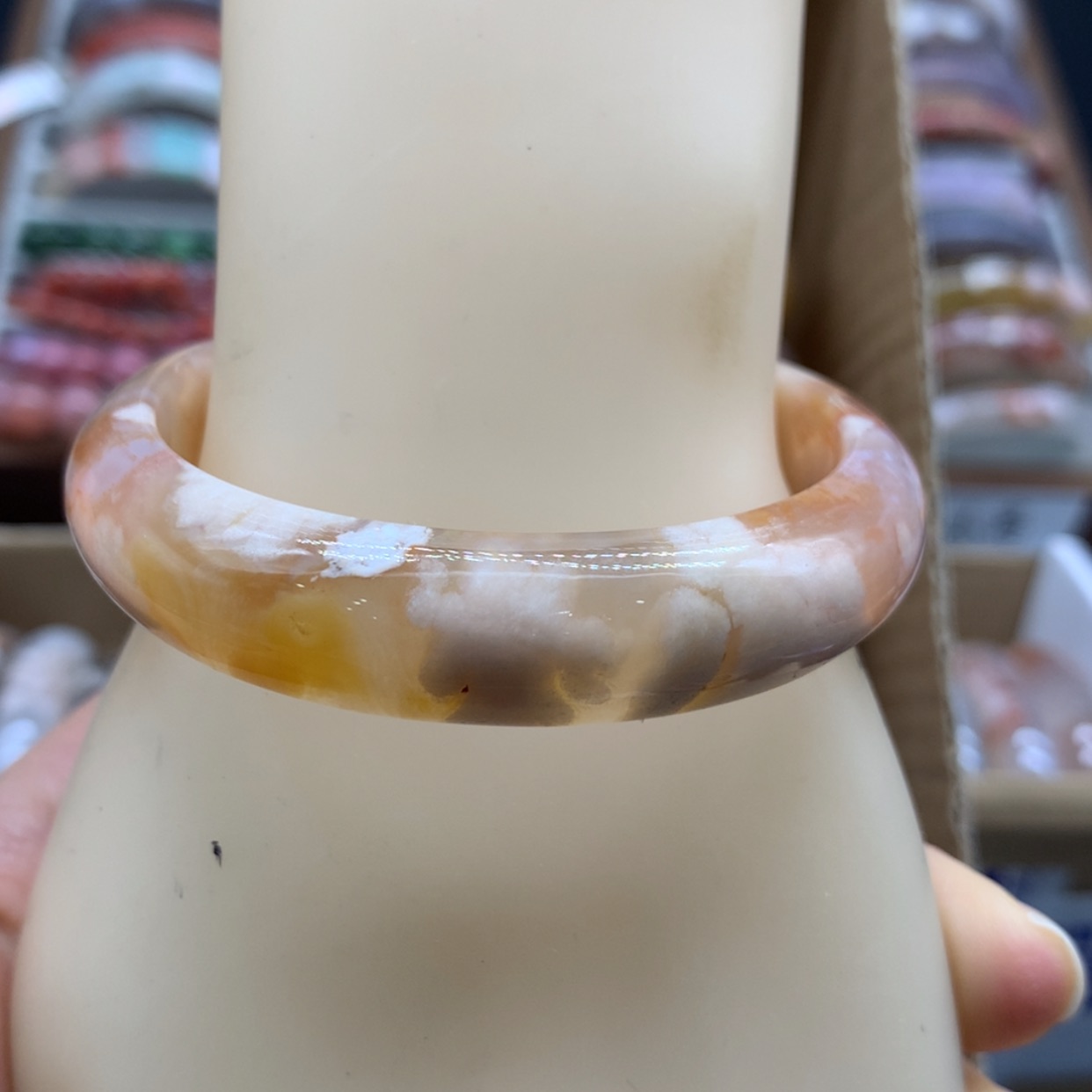 【闪购商品】玛瑙/玉髓手镯未镶嵌e****9
