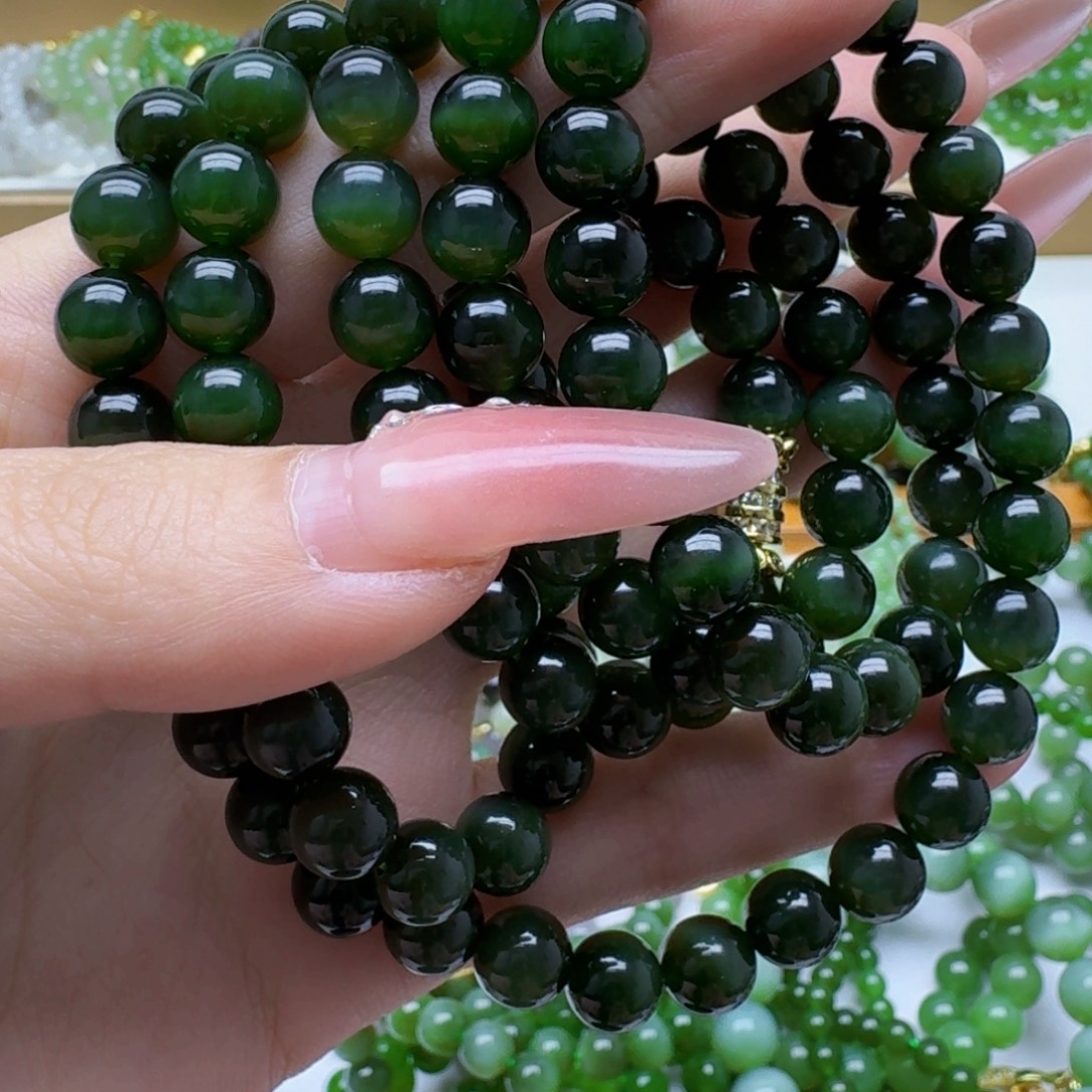 鱼***酱和田玉未镶嵌手链