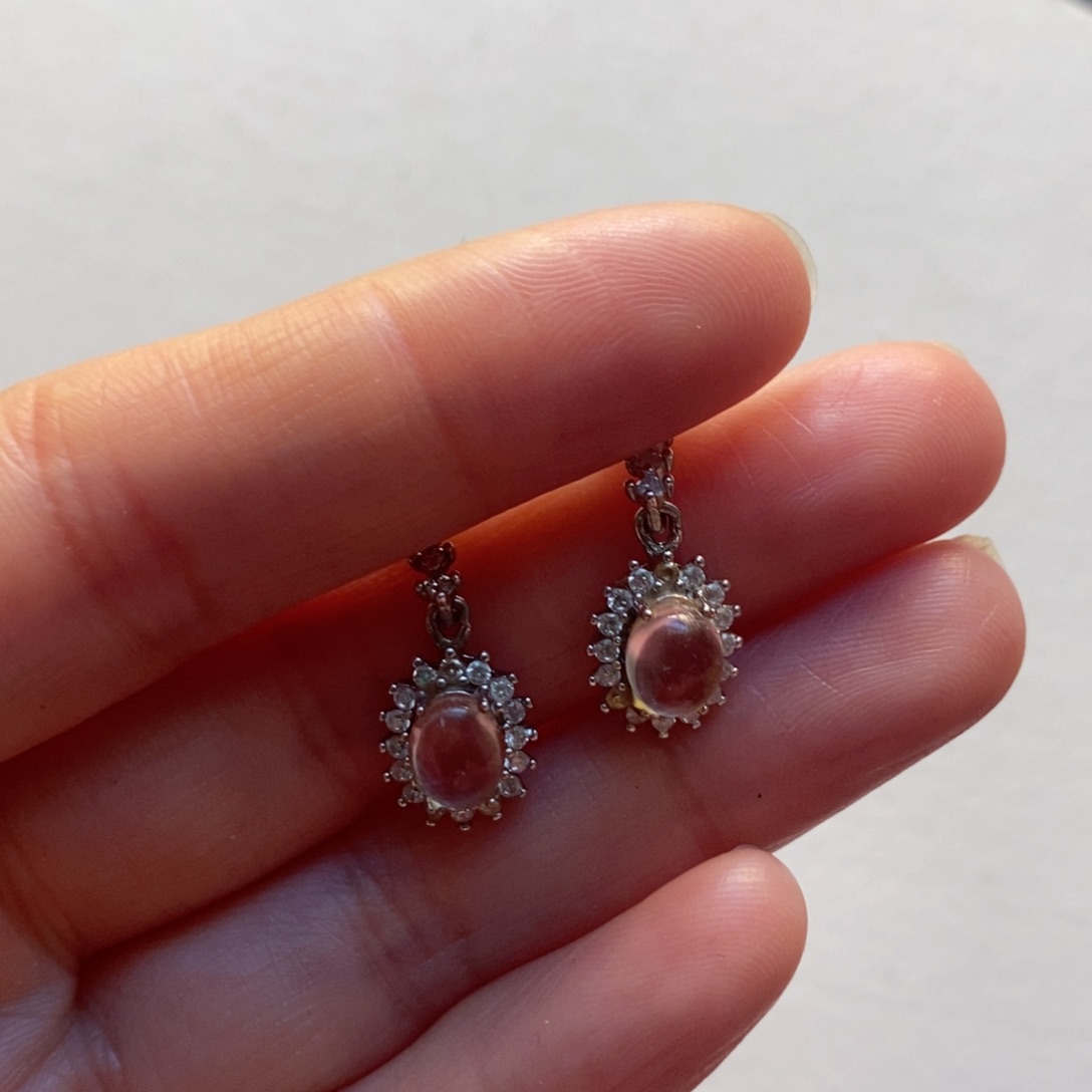 石英质玉耳饰未镶嵌