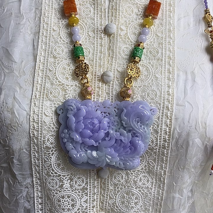 翡翠吊坠(赠链)未镶嵌嘉****杨翡翠紫翡雕刻凤穿牡丹吊坠