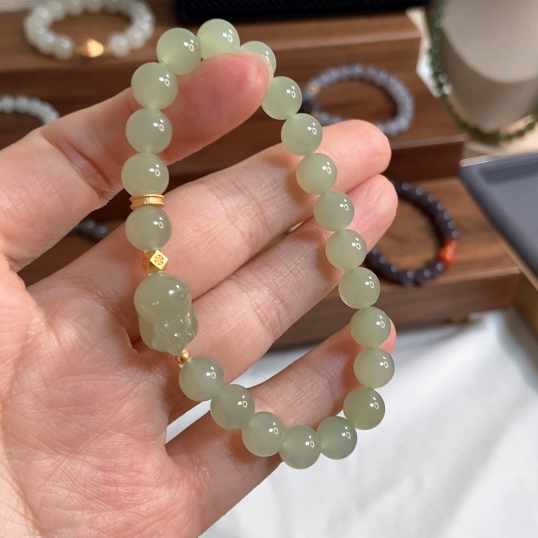 和田玉手链银S925镶嵌8mm翠绿冰晴水