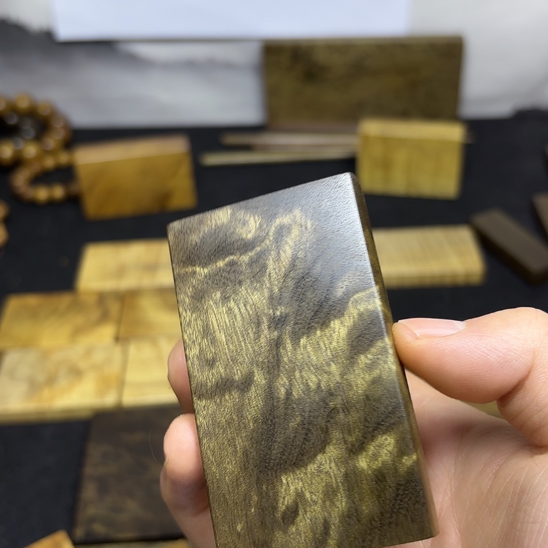 牛***湾金丝楠一物一拍链接