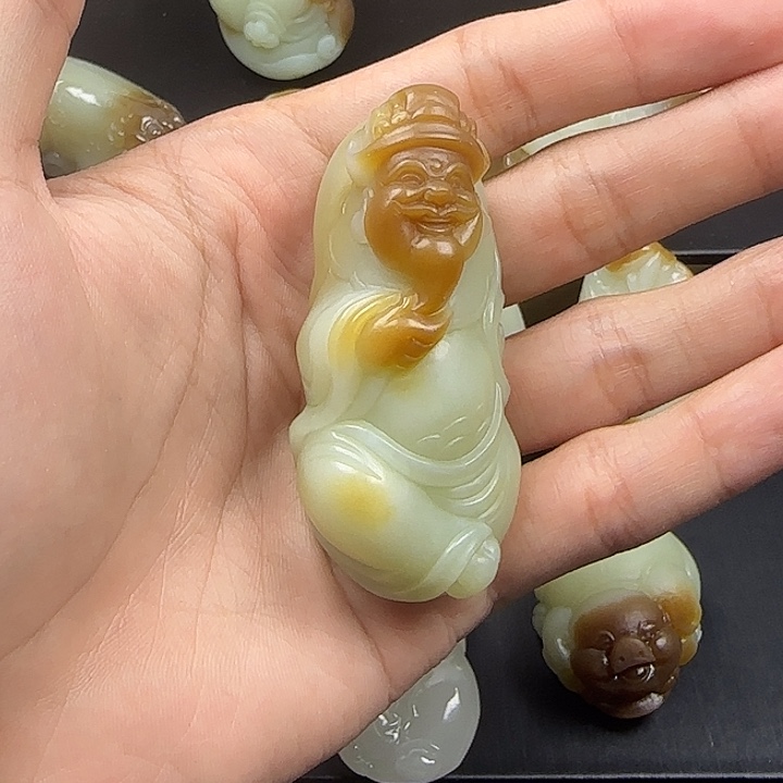 和田玉未镶嵌把件?****城