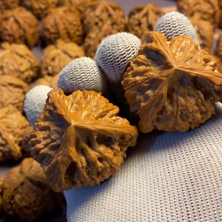 黄***曲手串/手链核桃工艺品