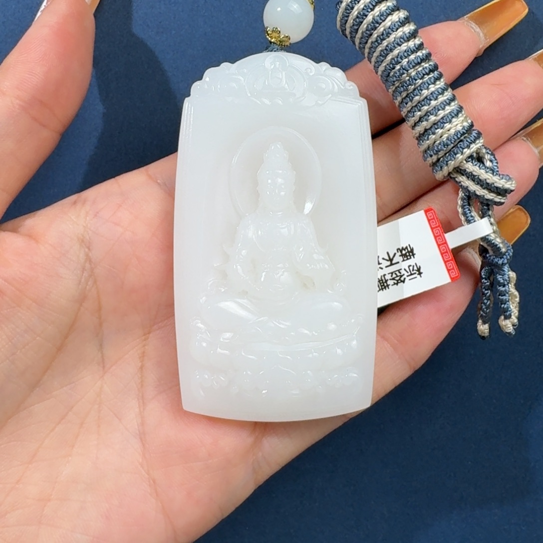 晓***和田玉未镶嵌颈饰