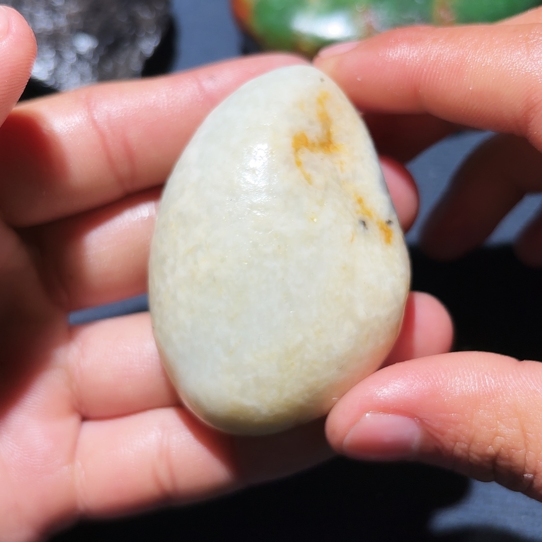 和田玉未镶嵌珠宝奇石