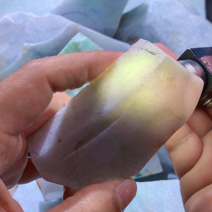 翡翠未镶嵌颈饰缅甸天然翡翠吊坠挂件牌子片料