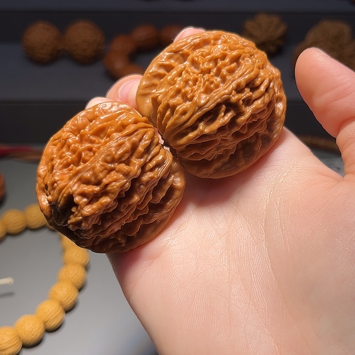 Z***把件文玩核桃四座楼685